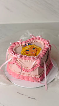 Barbie Vintage Cake thumb 2