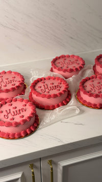 Mother's Day Cakes thumb 7