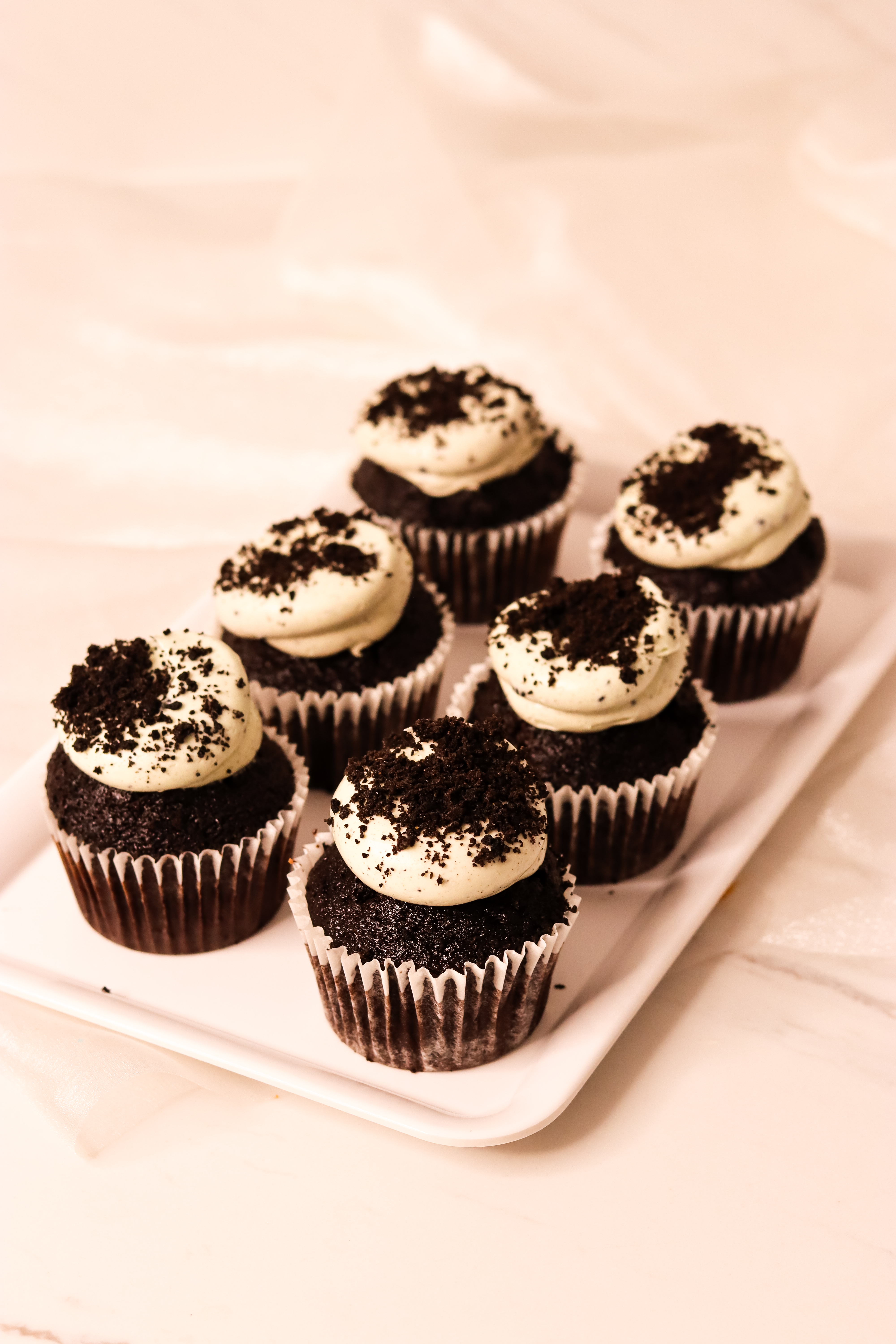 Cookies & Cream Cupcakes