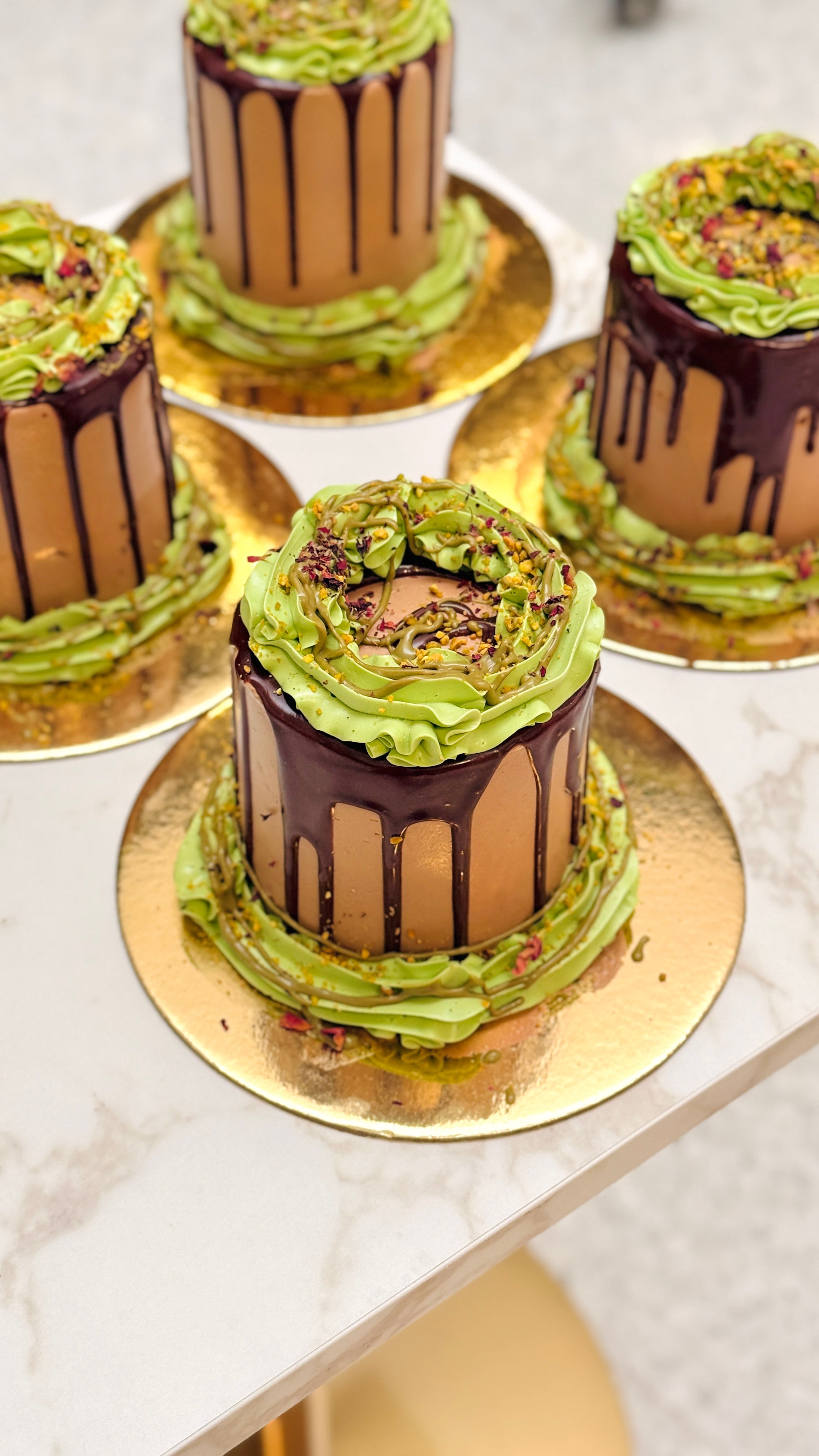 Dubai Viral Classic Cake